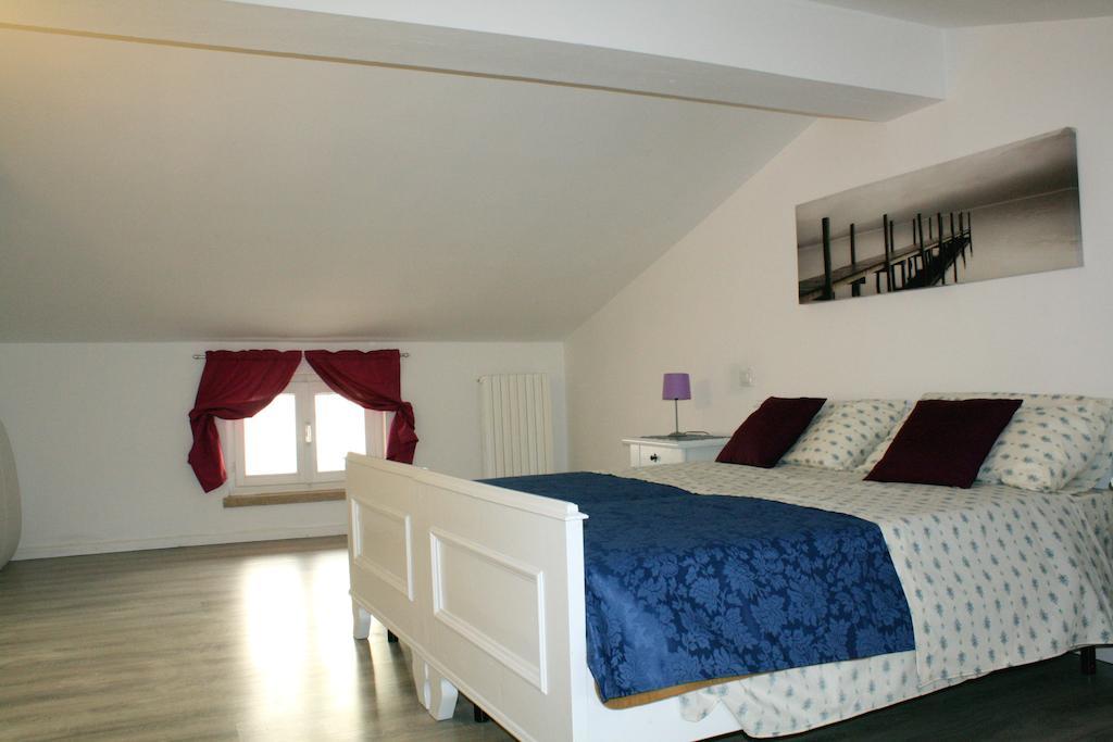 B&B Corte del Garda Castelnuovo del Garda Habitación foto